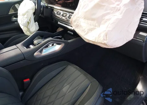 2024 Mercedes-Benz Amg Gle 53 Coupe 4Matic+ z USA, uszkodzony, nr VIN 4JGFD6BB3RB147183